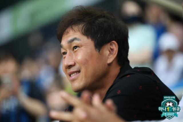 华体会团队-韩国战神柳相铁因癌症去世 曾创02世界杯神话